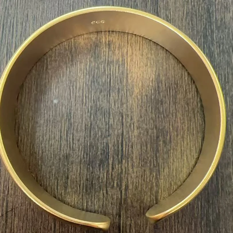 b75时尚百搭精品手镯