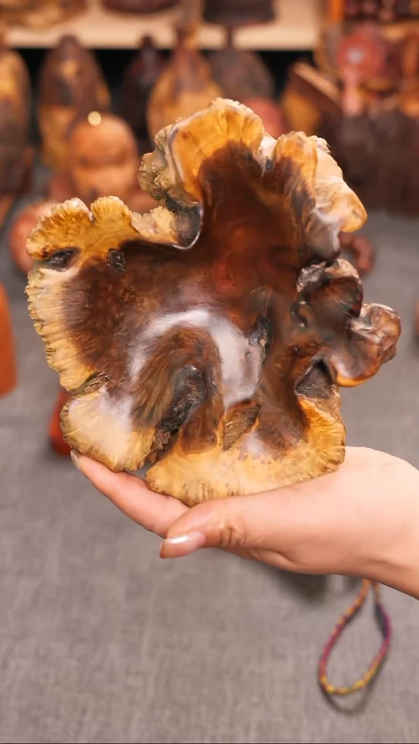 非洲檀香无事牌绿皮刺留疤摆件