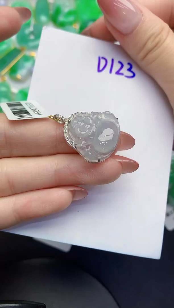 翡翠18K金镶嵌颈饰缅甸天然翡翠A货