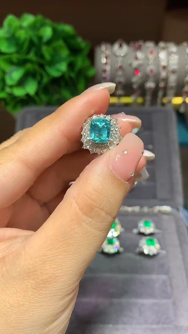 18K金镶嵌戒指碧玺3.15ct