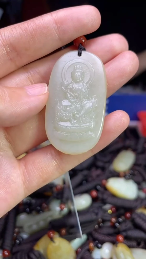 未镶嵌和田玉挂件1