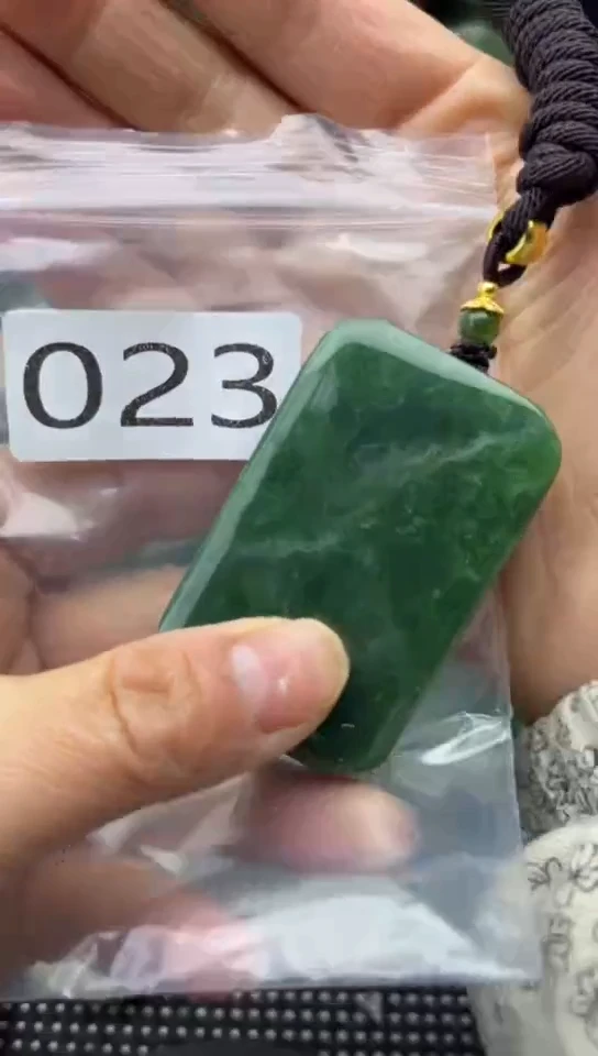 未镶嵌和田玉珠宝半成品牌子