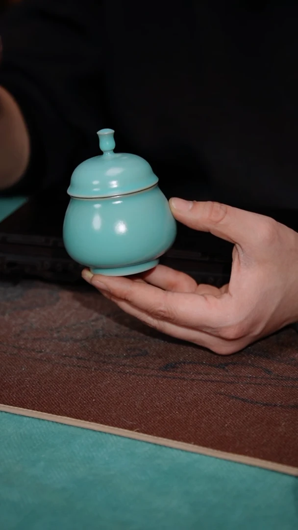 【闪购商品】35-9官帽茶叶罐（不完美 微蓝）