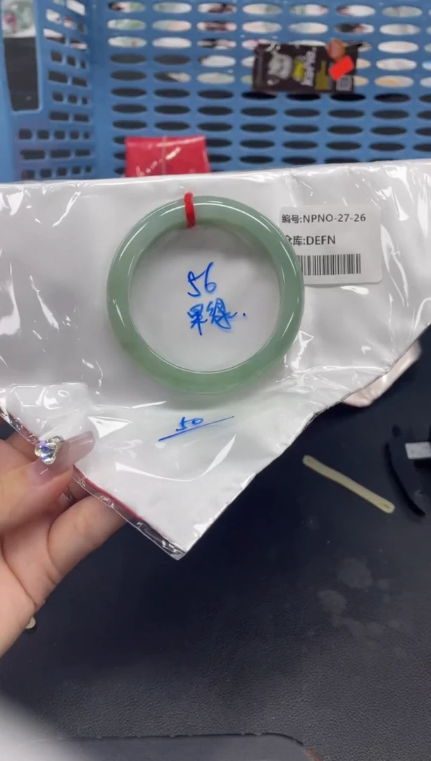 未镶嵌手镯翡翠翡翠手镯