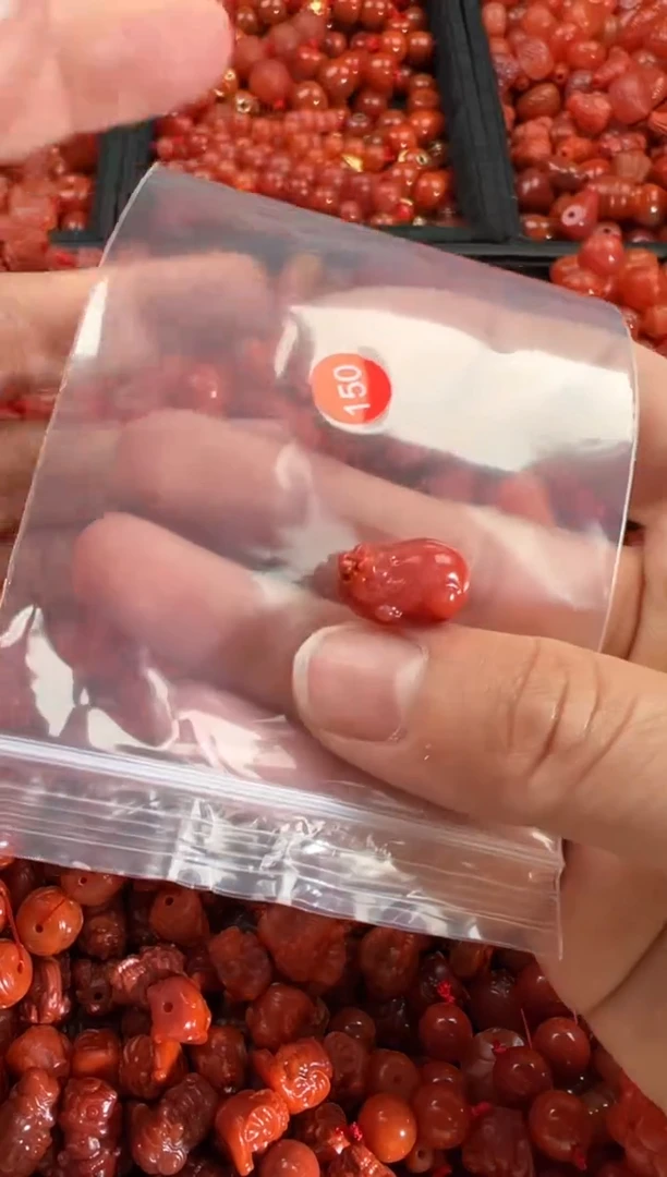 【闪购商品】南红玛瑙颈饰未镶嵌1