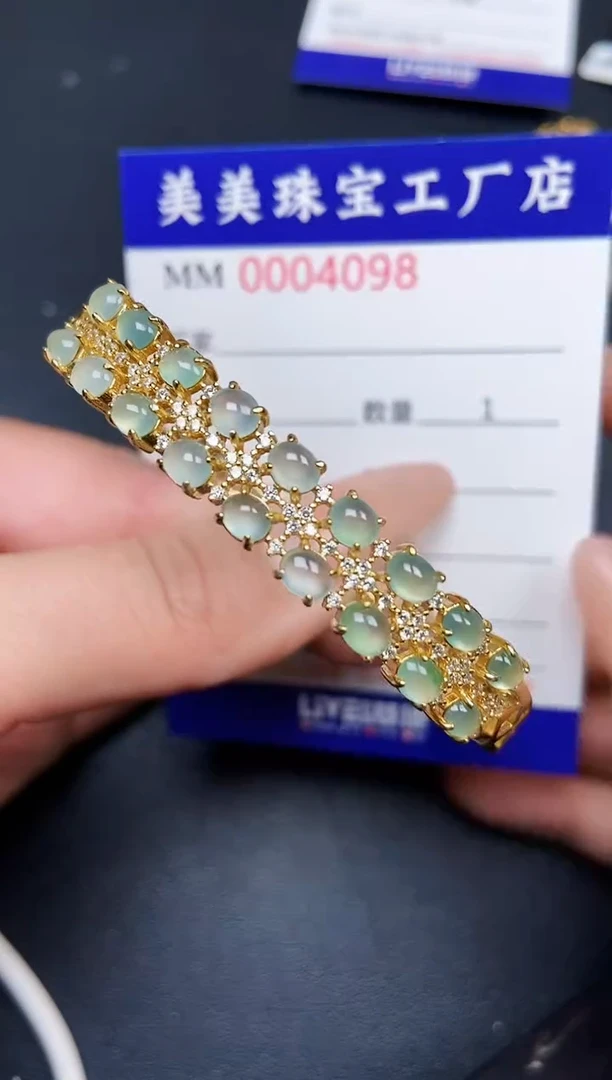 【闪购商品】翡翠颈饰银S925镶嵌4098