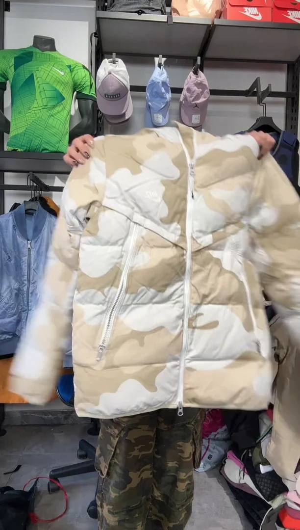 1077编码 瑕疵款直播间过款为准 尺码   身高S