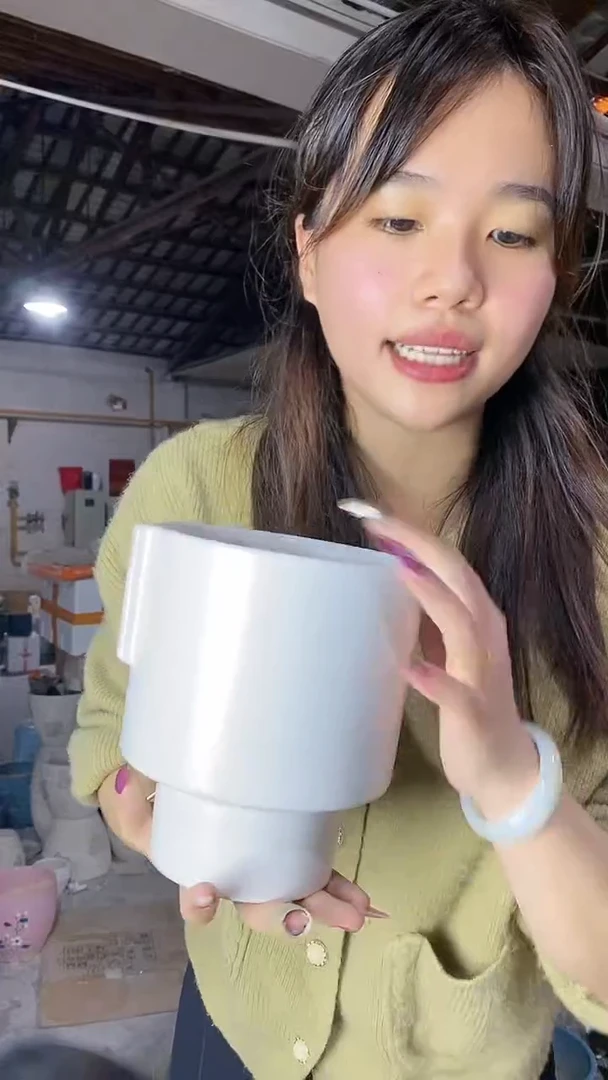 【闪购商品】陶瓷瑕疵 XR双竖纹酒杯白小
