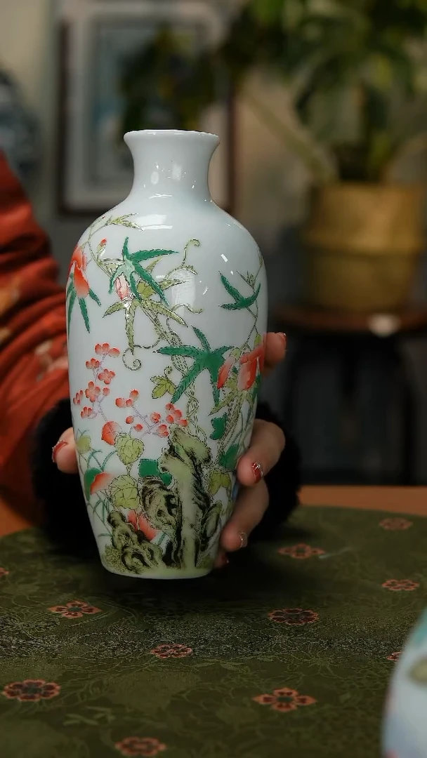 【闪购商品】044国企好瓷推荐珐琅彩花卉赏瓶