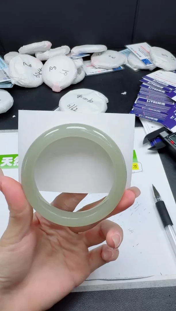 未镶嵌手镯石英质玉0128-5758
