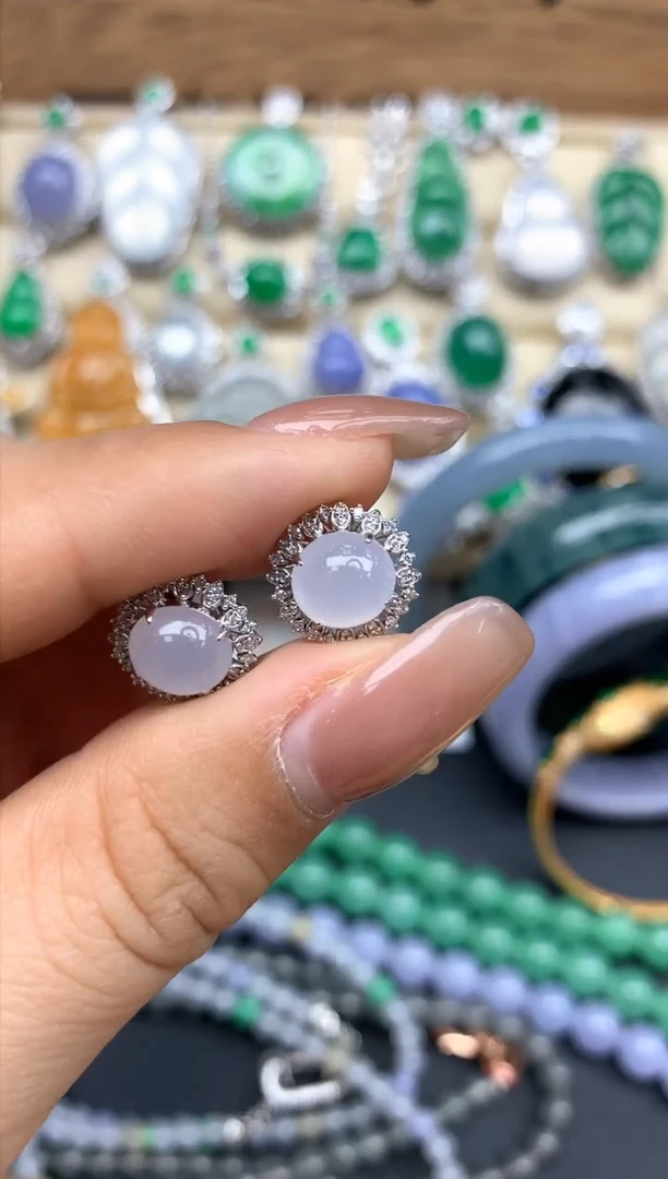 颈饰18K金镶嵌翡翠192-中国好珍宝