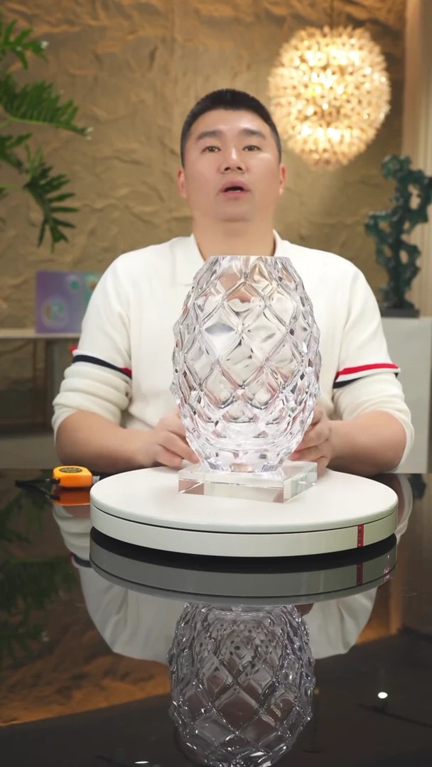 【闪购商品】瓷片福利水晶凹切面花瓶