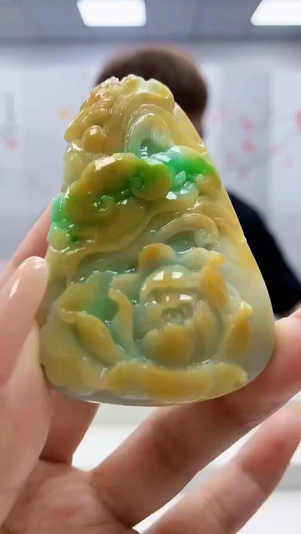 定制翡翠未镶嵌4868xx-毛货挂件61