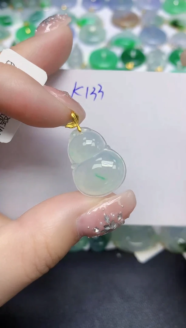 颈饰18K金镶嵌翡翠天然缅甸翡翠A货翡翠百元以上9元证书费自理