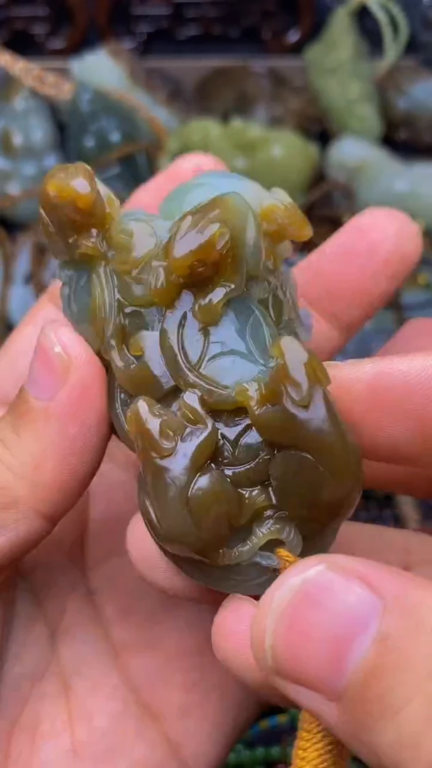 未镶嵌和田玉把件1