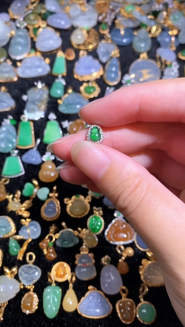 颈饰银S925镶嵌翡翠天然a货翡翠