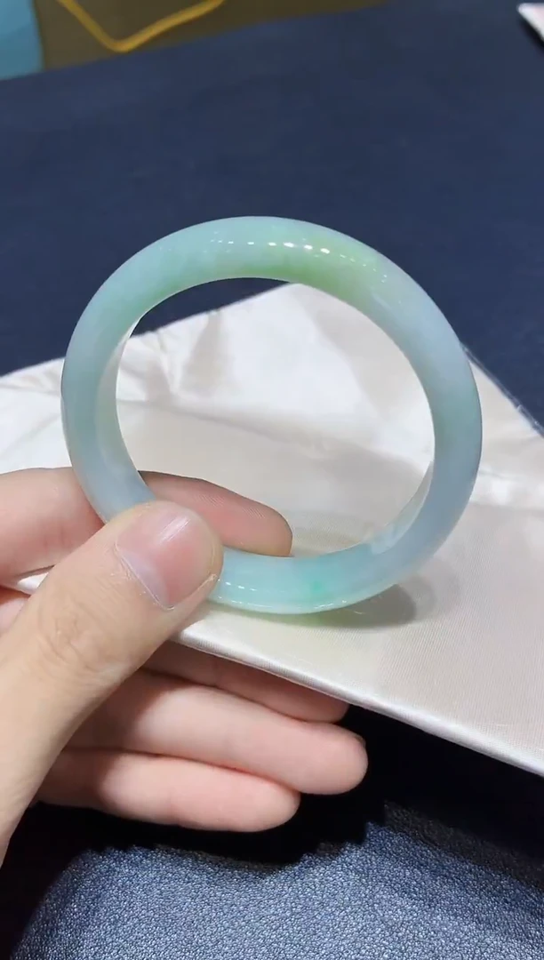 未镶嵌手镯翡翠翡翠手镯57