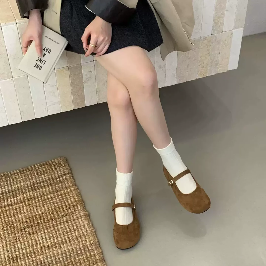 圆头浅口平底秋季新款法式复古玛丽珍鞋软底单鞋B128