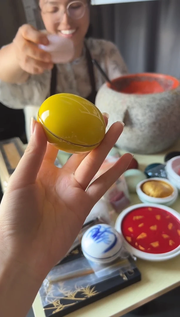 单个黄色小旋钮瓷缸