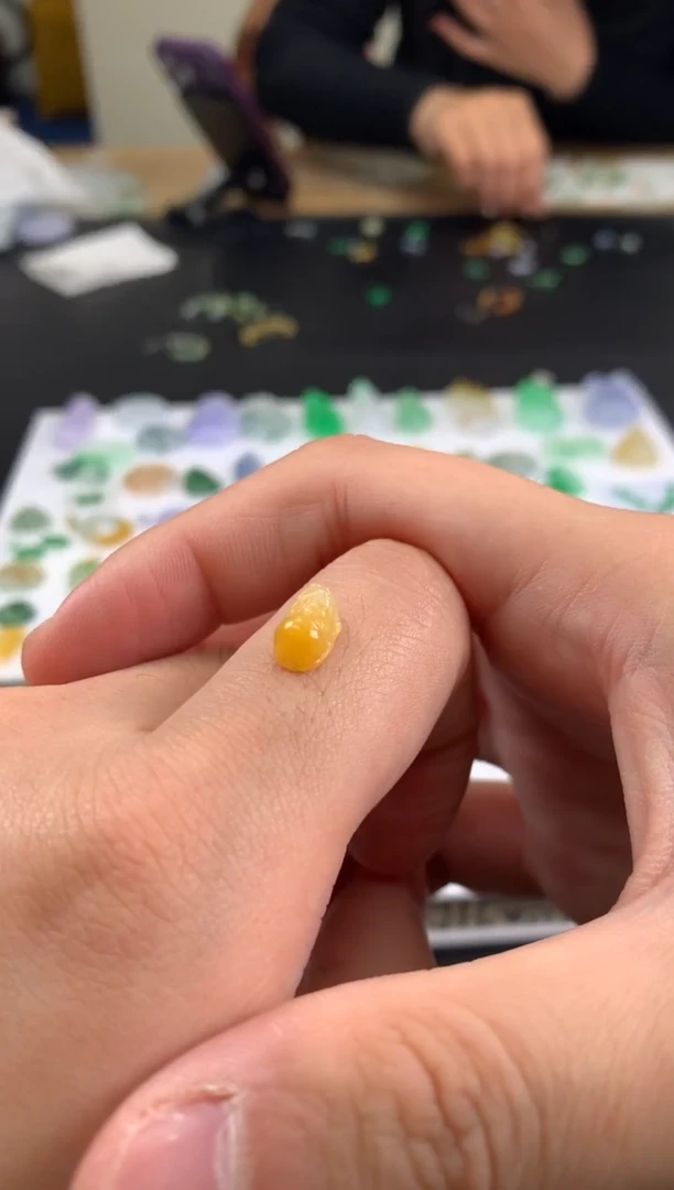 【闪购商品】定制翡翠未镶嵌翡翠