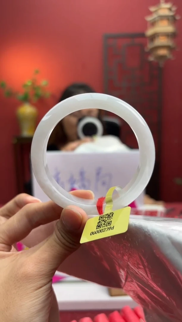 未镶嵌手镯翡翠翡翠手镯1