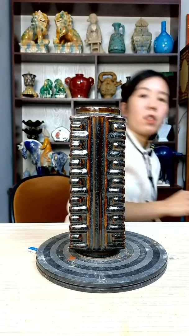 经典精美复古风格瓷器