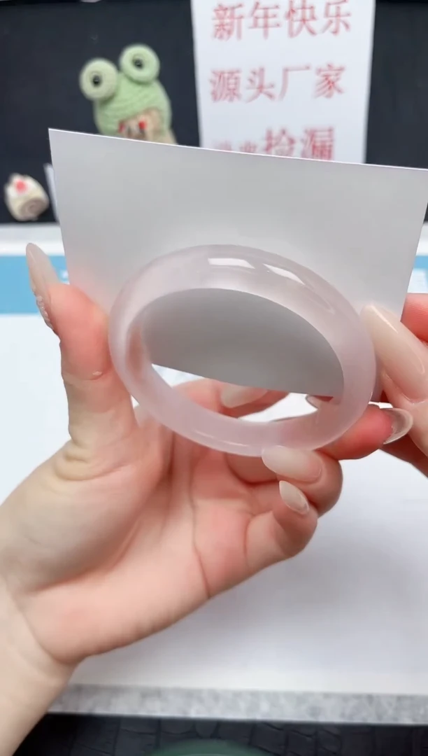 【闪购商品】石英质玉手镯未镶嵌20-57.8