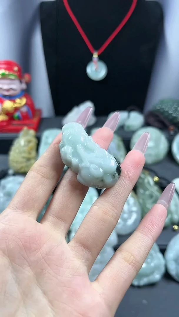 【闪购商品】翡翠颈饰未镶嵌貔貅一对