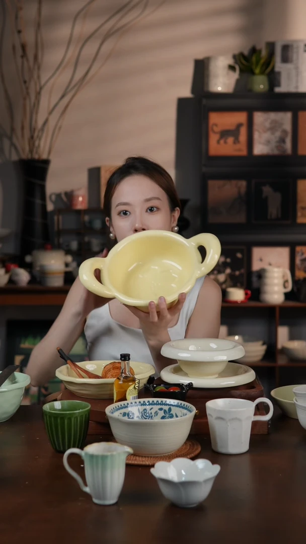 陶瓷奶油风黄色浮雕花卉双耳大汤碗  微瑕 凑满20发货