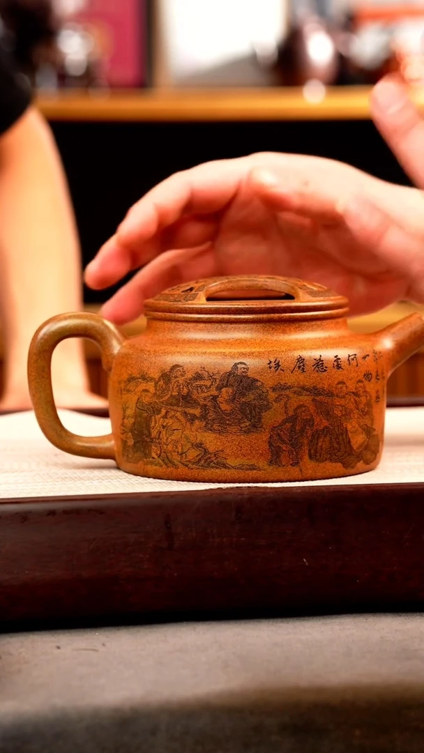 茶壶紫砂云雾沉香泥 牛盖莲子 百佛来朝