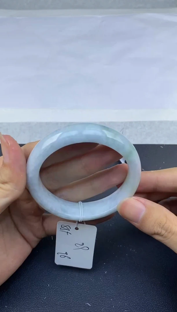 翡翠手镯未镶嵌天然翡翠手镯 96