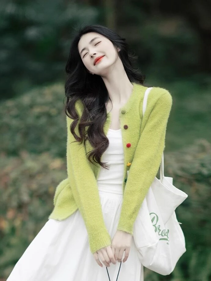 2025春季韩系温柔穿搭绿色针织开衫上衣搭配时尚百搭连衣裙两件套