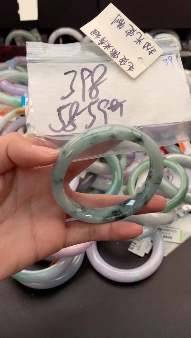 【闪购商品】定制翡翠未镶嵌毛货需精细抛光+多人