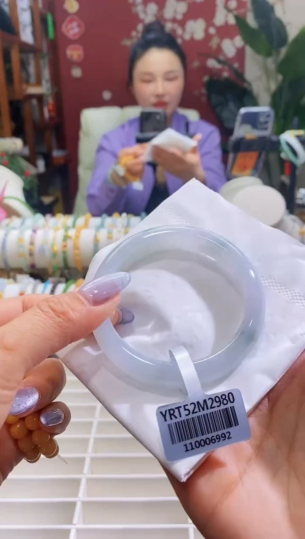 【闪购商品】翡翠手镯未镶嵌75糯冰底55.9/11.7*7.8定