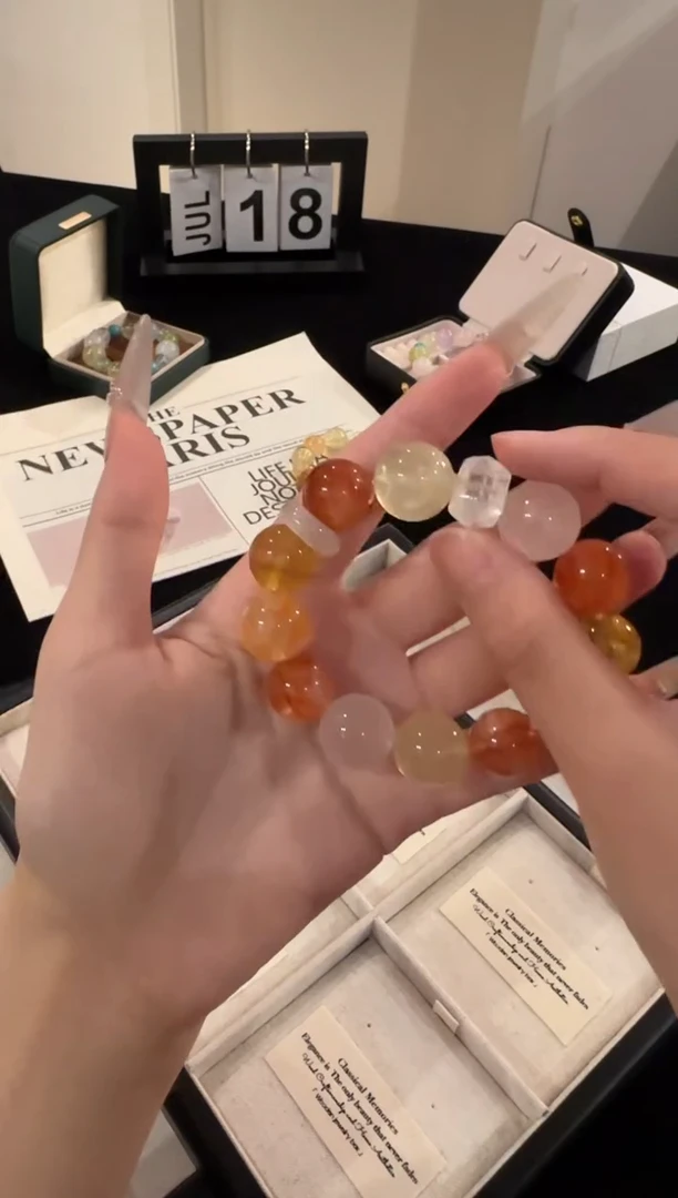 水晶手串合金胶花多宝x2035