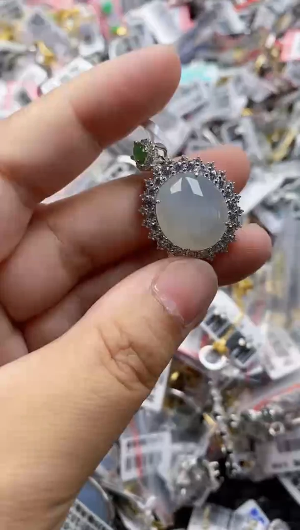 翡翠戒指银S925镶嵌4444       10