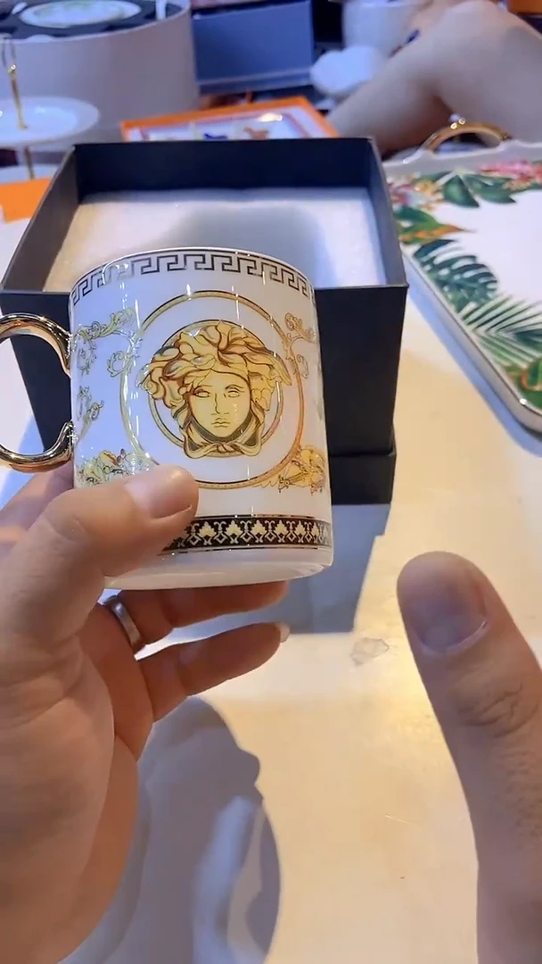 鸿辉家品牌瓷器，京东包邮！