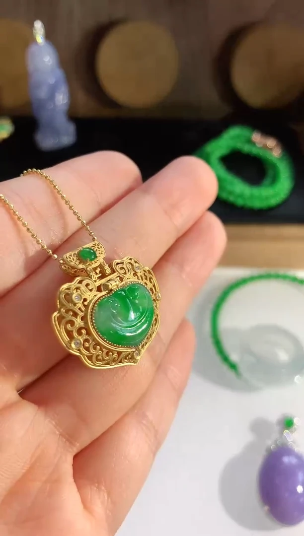 翡翠18K金镶嵌吊坠(不含链)吊坠