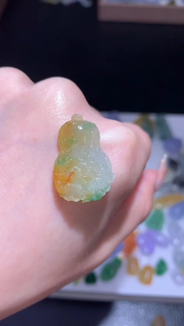 未镶嵌定制翡翠白菜