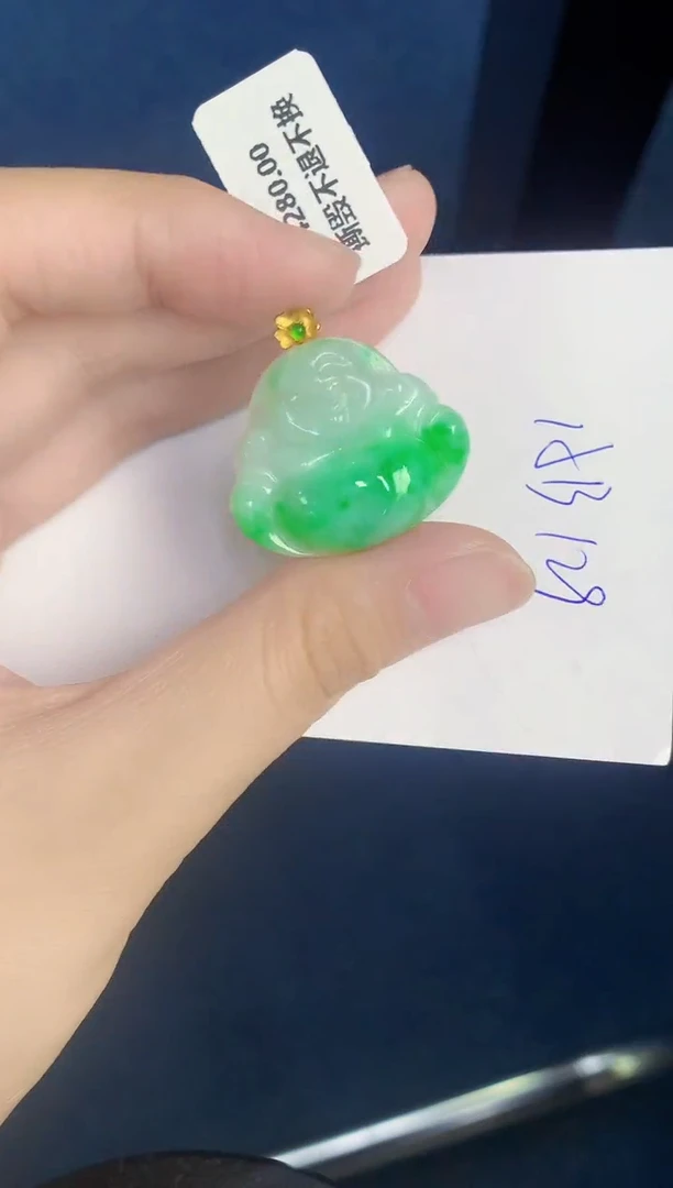 翡翠18K金镶嵌颈饰天然翡翠緬甸A貨
