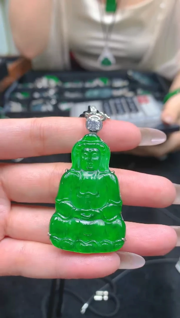 翡翠未镶嵌吊坠(不含链)天然A货翡翠