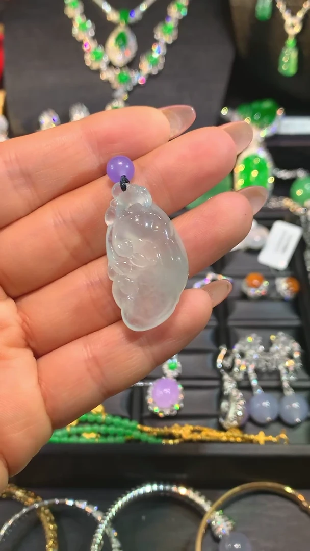 【闪购商品】翡翠吊坠(不含链)18K金镶嵌吊坠