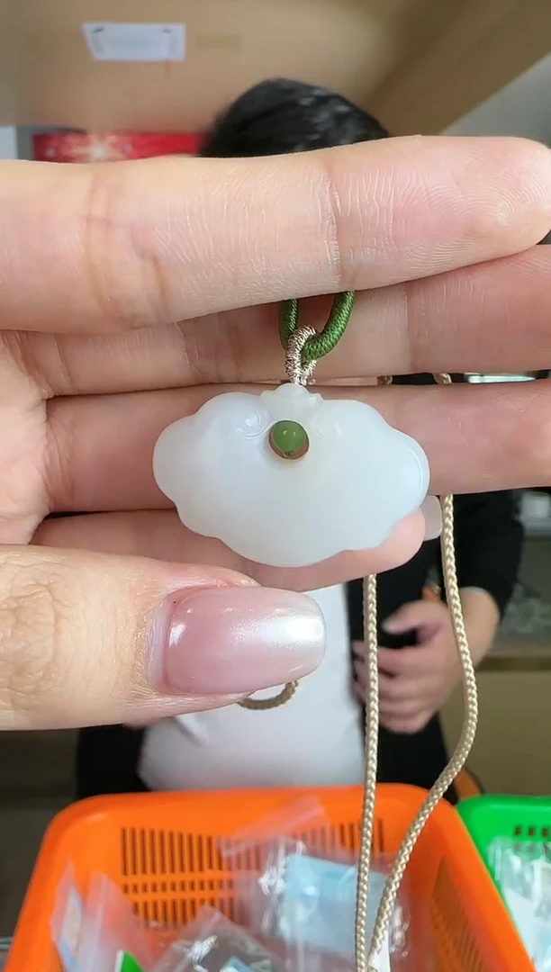 【闪购商品】和田玉吊坠未镶嵌0119-128