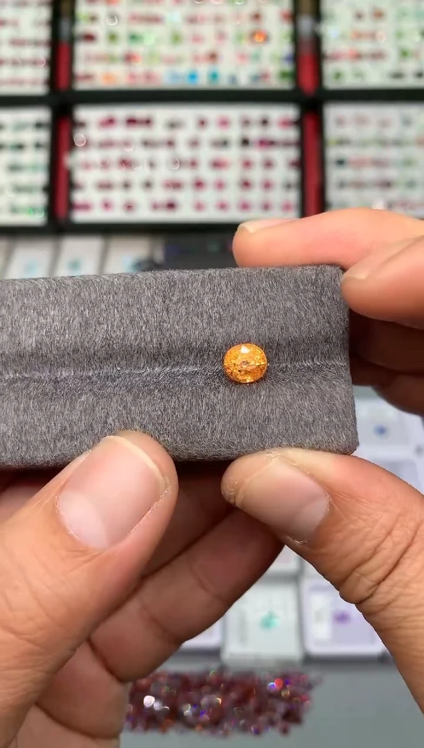 【闪购商品】石榴石（芬达石）裸石未镶嵌2.43ct