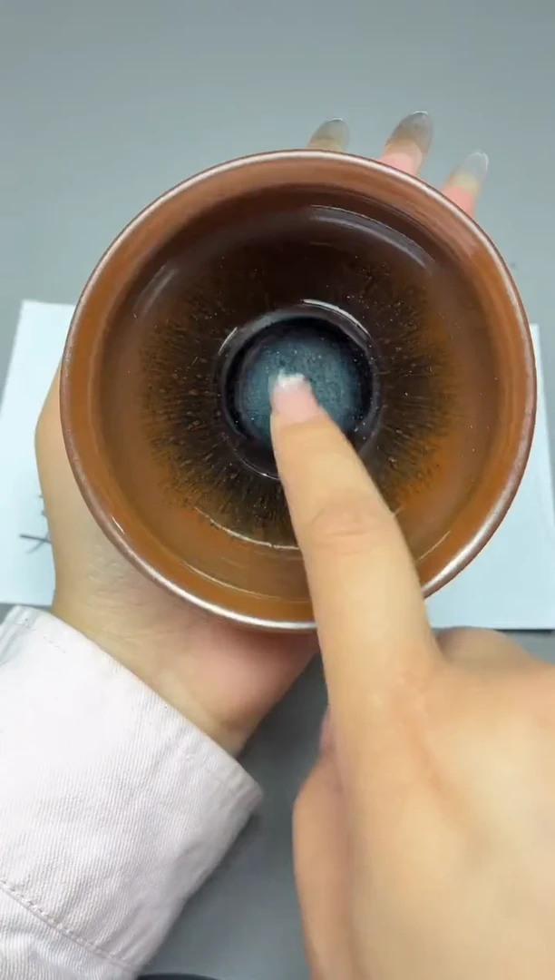 茶盏22默认微瑕