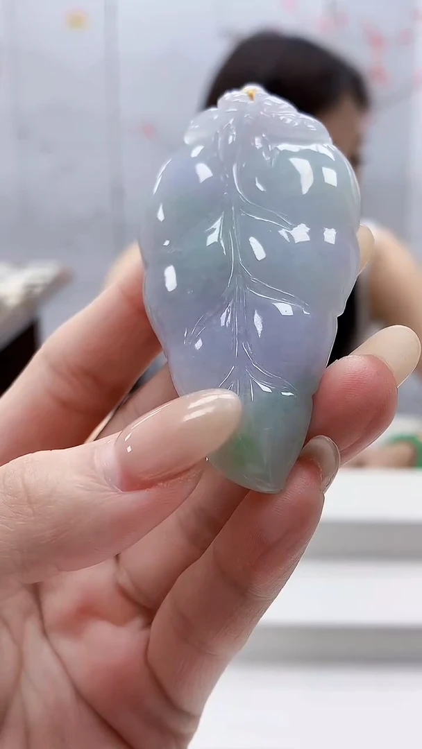 未镶嵌定制翡翠4957lr-毛货挂件153