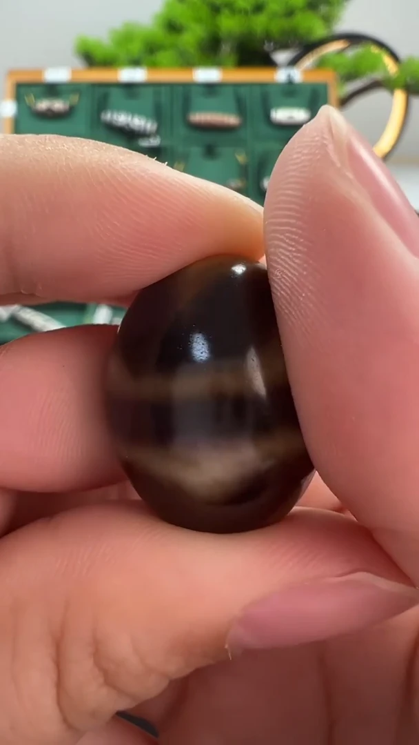 玛瑙/玉髓（覆膜）颈饰未镶嵌51.（微瑕随机发货）