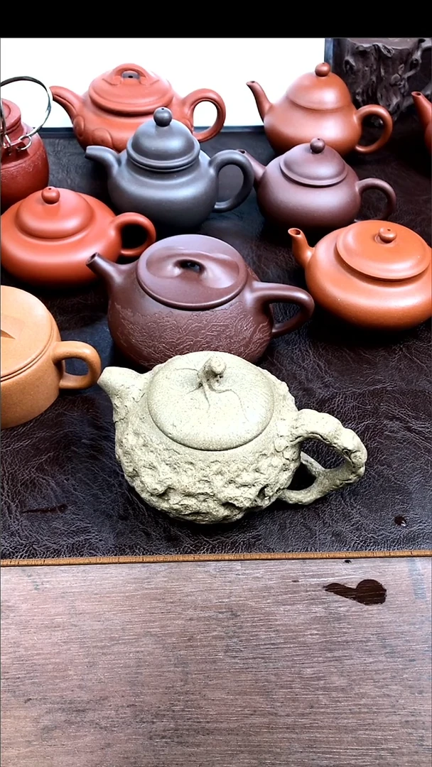 陶大**成供春壶段泥