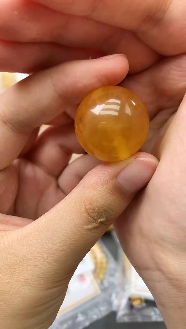 未镶嵌琥珀珠宝奇石132