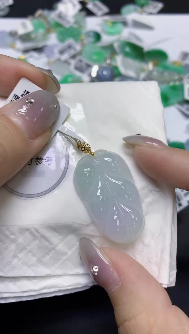 颈饰18K金镶嵌翡翠天然缅甸翡翠A货百元以上9元证书费自理